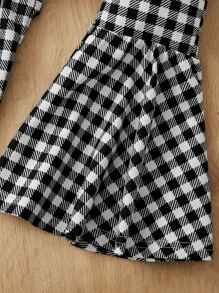 SHEIN 小女童格子圖案荷葉邊前蝴蝶結上衣和喇叭褲 - 黑與白 - 查看 3