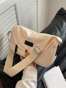 字母貼布翻蓋流浪包 - 白色 - 查看 2