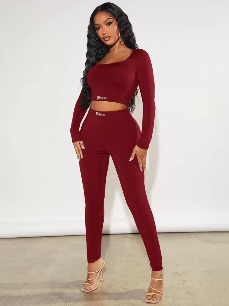 SHEIN SXY מכתב קז'ואל אאוטפיט שני חלקים לנשים - בורגונדי - ראה 1