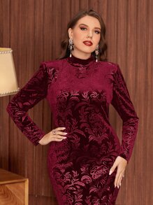 Modelyn Plus Floral Pattern Fringe Flannelette Dress Without Belt - Maroon - View 4