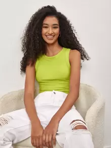 SHEIN BASICS 1pc Solid Slim Tank Top