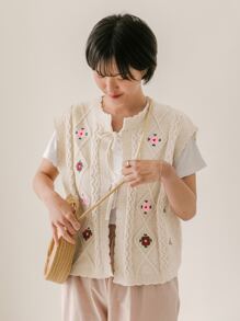 DAZY 花卉刺繡前繫帶毛衣背心不帶襯衫 - 米色 - 查看 3