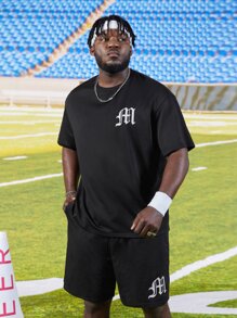 Manfinity Men Plus Letter Graphic Tee & Shorts - Black - View 7