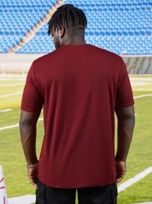 Manfinity Men Plus Letter Graphic Tee - Burgundy - View 2