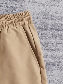 Manfinity Men Letter Patched Detail Shorts - Khaki - View 5