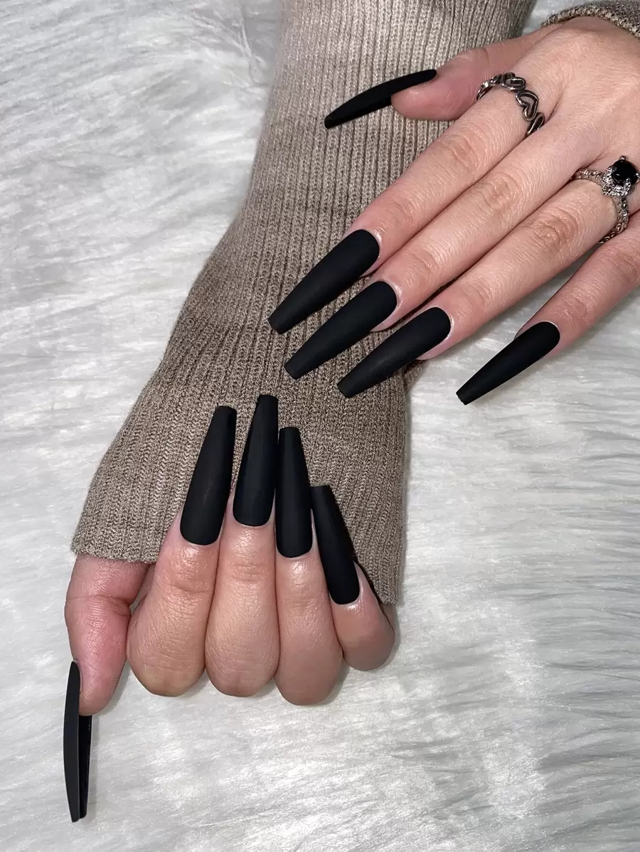 用24入組長形黑色純色假指甲、1入組指甲銼、1張膠帶，打造迷人美甲，適用於女性、女孩子、不用打釘按壓式假指甲產品 - 黑色 - 查看 1