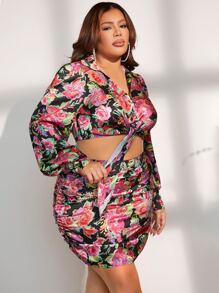 SHEIN SXY 大碼印花前打結短款上衣和包臀半身裙 - 彩色 - 查看 5