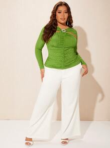 SHEIN SXY Plus Cut Out Front Ruched Tee - Olive Green - View 2