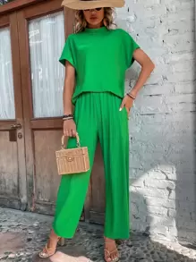 SHEIN VCAY 小高領蝙蝠袖T恤和褲子 - 綠色 - 查看 1