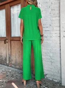 SHEIN VCAY 小高領蝙蝠袖T恤和褲子 - 綠色 - 查看 2