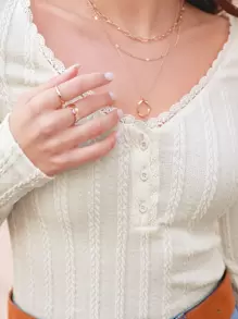 SHEIN Frenchy 蕾絲邊前紐扣麻花編織T恤 - 杏色 - 查看 9