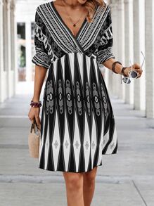 SHEIN LUNE Geo Print Batwing Sleeve Dress - Black and White - View 3