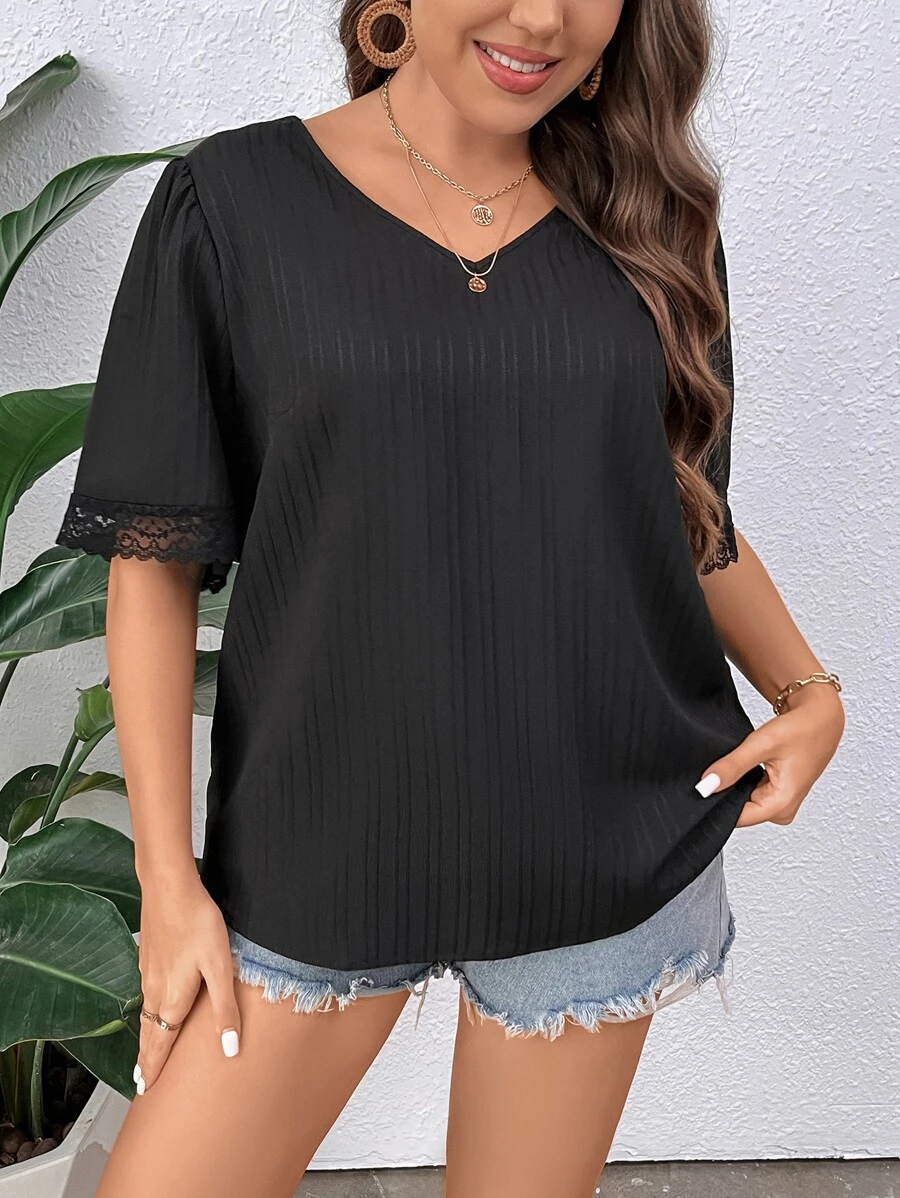SHEIN LUNE Plus Contrast Lace Flounce Sleeve Blouse - Black - View 1
