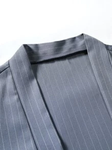 Manfinity Men Vertical Striped Dual Pocket Kimono Without Tee - Grey - View 5