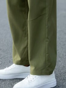 Manfinity Hypemode Hombres Pantalones rectos unicolor de cintura con cordón - Verde militar - Ver 4