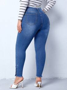 Plus High Waist Button Hem Skinny Jeans - Medium Wash - View 2