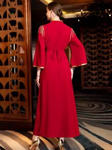 Layrah 花卉刺繡織帶拼接喇叭袖繫腰帶連衣裙 - 紅色 - 查看 2