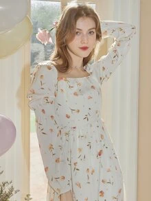 印花方領荷葉邊連衣裙