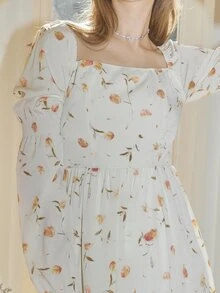 印花方領荷葉邊連衣裙