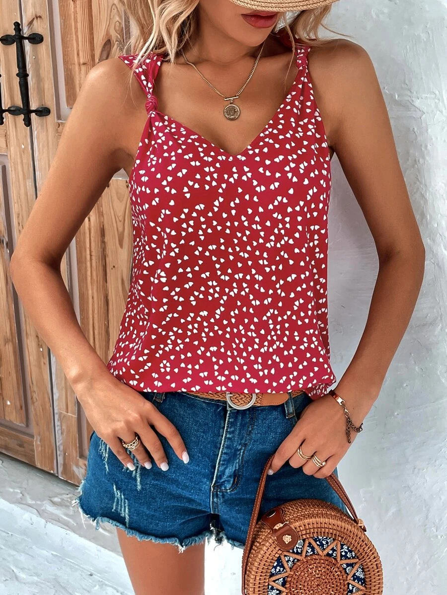 SHEIN LUNE Confetti Heart Print Cami Top New Years Women Outfit - Red - View 1