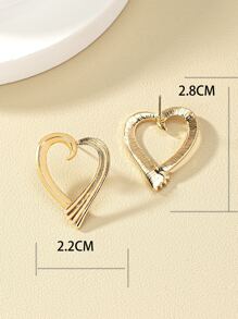 Heart Stud Earrings - Yellow Gold - View 4