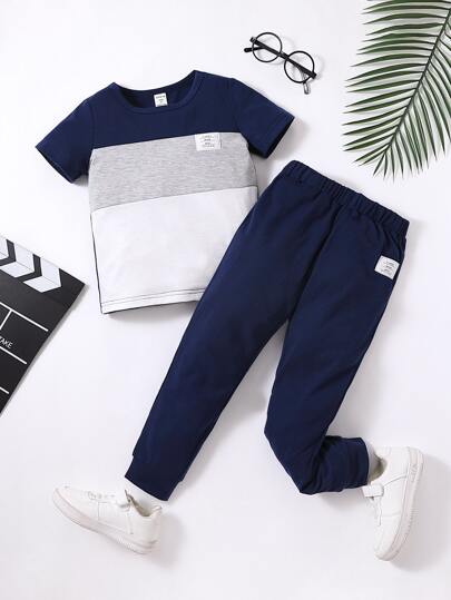 SHEIN Young Boy Letter Colorblock Sports Fashion Simple Cool Round Neck Regular Sleeve 2pcs Set For Summer