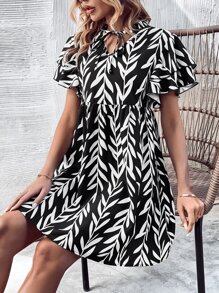 SHEIN VCAY Vestido smock con estampado de cuello con cordón de manga a capas - Blanco y Negro - Ver 5