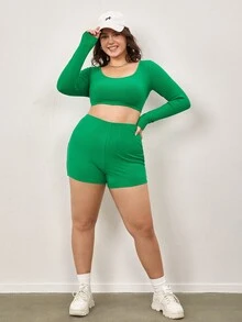 SHEIN BASICS Plus Scoop Neck Crop Top & Cycling Shorts - Green - View 5
