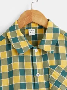 SHEIN 男孩格紋印花口袋貼布襯衫