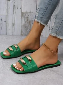 Size 35-43 Oversized Summer New Outdoor Fashion Casual Metal Buckle Strap Ladies' Slippers, Purple Soft Bottom Beach Sandals, Comfortable Flat Sandals For Dresses - Green - View 4