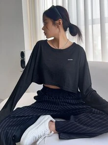 DAZY Letter Patched Drop Shoulder Crop Tee - Black - View 8