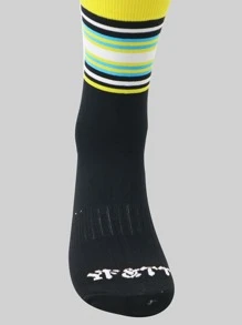 1pair Striped & Letter Graphic Sports Socks - Grey - View 3