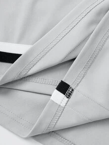 Manfinity Hombres Shorts con camiseta con cinta en contraste de manga raglán - Gris - Ver 3