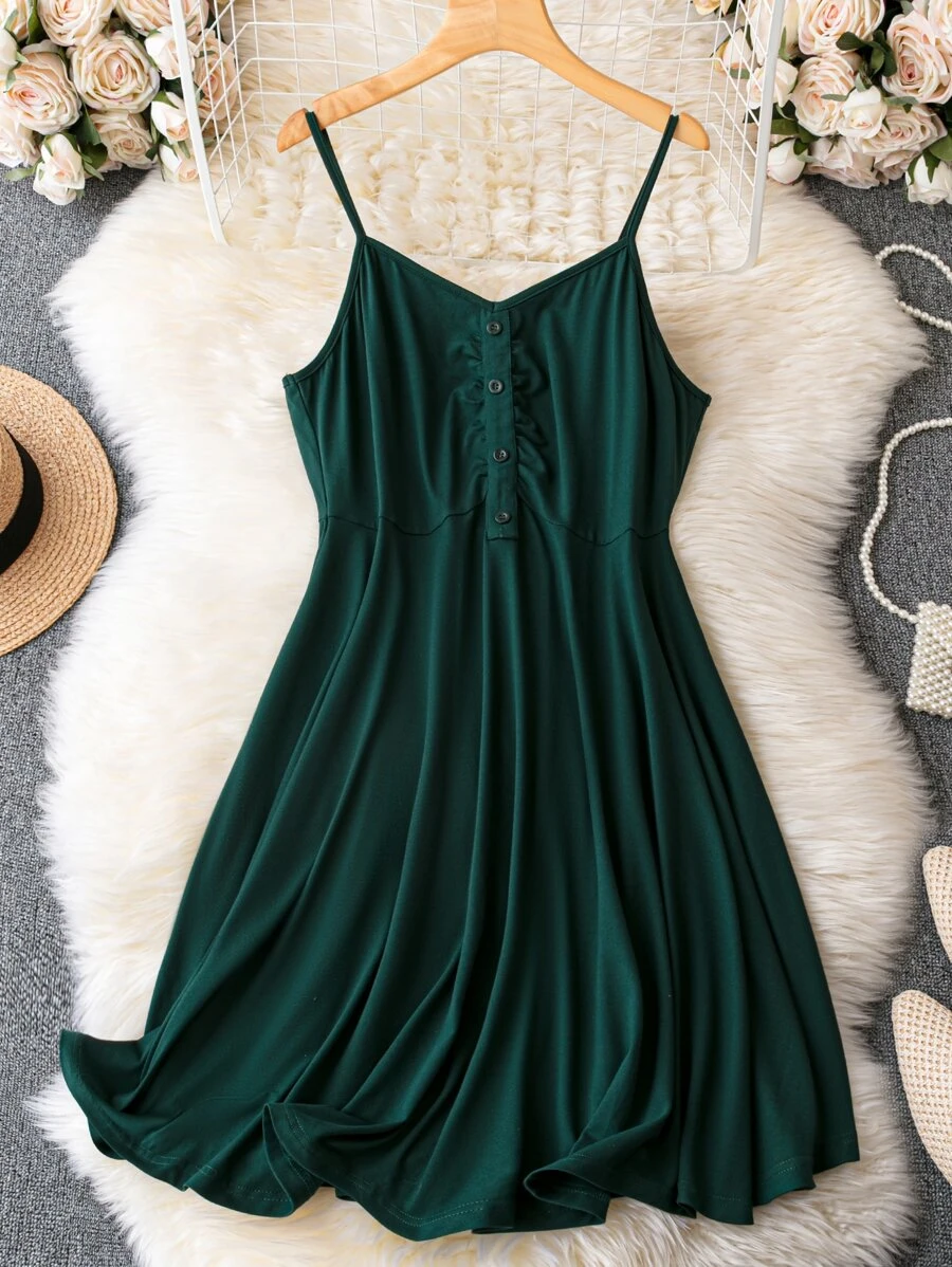 SHEIN LUNE 大碼素色前紐扣吊帶連衣裙 - 墨綠色 - 查看 1