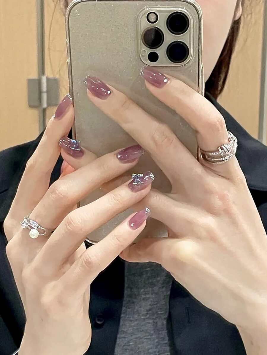 Transforma tus uñas con 24 uñas postizas cuadradas largas, diseño minimalista de mariposa púrpura, longitud media y ajuste perfecto, kit de uñas desmontable, para mujeres y niñas. - Púrpura polvoriento - Ver 1