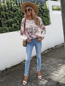 SHEIN LUNE Floral Print Guipure Lace Insert Lantern Sleeve Blouse - Apricot - View 5