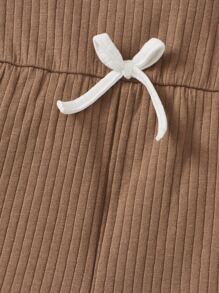 SHEIN Girls Letter Graphic Contrast Binding Bow Front Romper - Mocha Brown - View 3