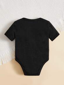 SHEIN 男嬰手勢和字母圖案連體衣 - 黑色 - 查看 2
