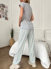 RueChic Bộ đồ ngủ họa tiết Slogan & Che mắt - Nhiều màu - Xem 2