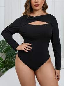 SHEIN Privé Plus Twist Front Cut Out Bodysuit - Black - View 5