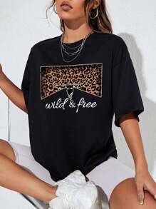 SHEIN EZwear Camiseta de hombros caídos de leopardo & con estampado de letra - Negro - Ver 3