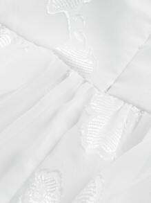 SHEIN MOD 提花雞心領口泡泡袖緊身連衣裙 - 白色 - 查看 4