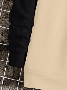 Manfinity Homme Men Crown & Letter Graphic Colourblock Sweatshirt - Multicolor - View 3