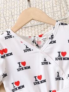 小女童愛心和字母圖案泡泡袖繫腰帶洋裝