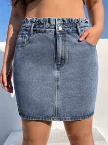 SHEIN EZwear váy ngắn denim kích thước lớn Nút Túi Quần paper-bag màu trơn - Rửa trung bình - Xem 2
