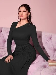 Modelyn Vestido fruncido de cuello asimétrico sin cinturón - Negro - Ver 5