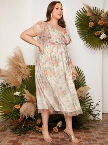 SHEIN Belle Plus Allover Floral Print Surplice Neck Butterfly Sleeve Bridesmaid Dress - Multicolor - View 6