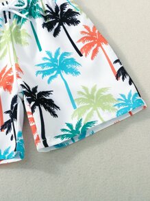 年輕男孩熱帶印花游泳短褲