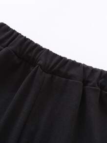 SHEIN Young Boy Crown & Letter Graphic Tee & Shorts