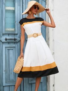 Aveloria Colour Block Pleated Hem Dress Without Belt - Multicolor - View 6